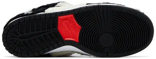 Nike Verdy x Dunk Low SB 'Vick' Friends & Family